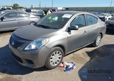 2014 Nissan Versa 1.6 Sv from USA, damaged, VIN 3N1CN7AP4EL810280